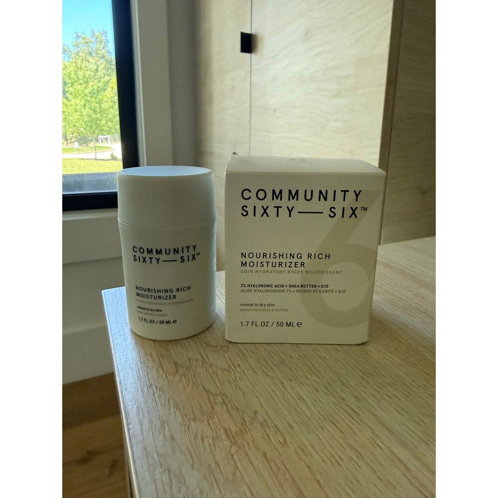 $25 New Community Sixty-Six Nourishing Rich Moisturizer 1.7 oz Hydrating Cream - Picture 2 of 5